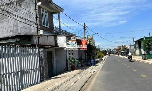 Cần bán gấp lô đất ngay Chợ Minh Hưng giá rẻ, cách QL13 100m